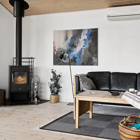 Henrich - 200m From The Sea By Interhome Vakantiehuis Egernsund
