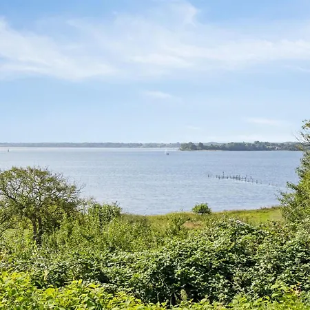 Henrich - 200m From The Sea By Interhome * Egernsund
