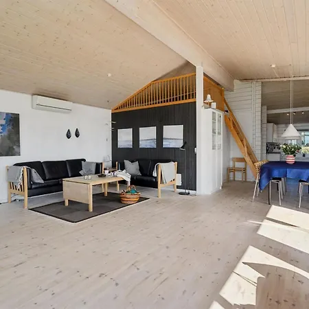 Vakantiehuis Henrich - 200m From The Sea By Interhome *