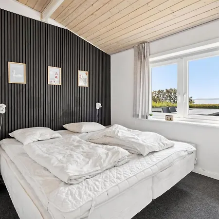 Henrich - 200m From The Sea By Interhome *